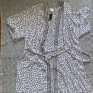 No Boundaries Kimono L/XL